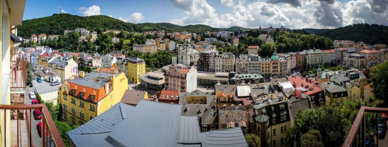 Ld Morava Hotel Karlovy Vary Bagian luar foto