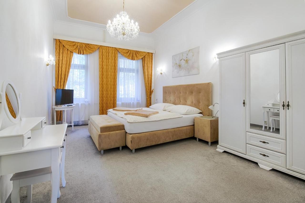 Ld Morava Hotel Karlovy Vary Bagian luar foto